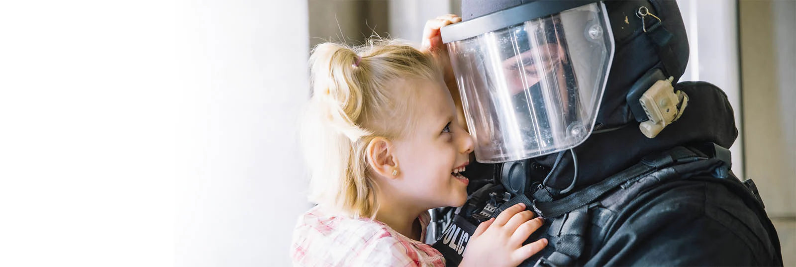 Buy Best Luxury Watches for Men & Women at Affordable Prices
– Egard Watch Company