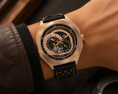 Christian Van Sant Men's Machina Black Dial Quartz Watch with Rose Gold Stainless Steel Bracelet – 28mm