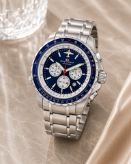 Oceanaut Aviador Pilot – Green Dial Men's Quartz Chronograph Aviation Watch with 45mm Stainless Steel Case, Silver Bracelet, Rotating Bezel & Date Display