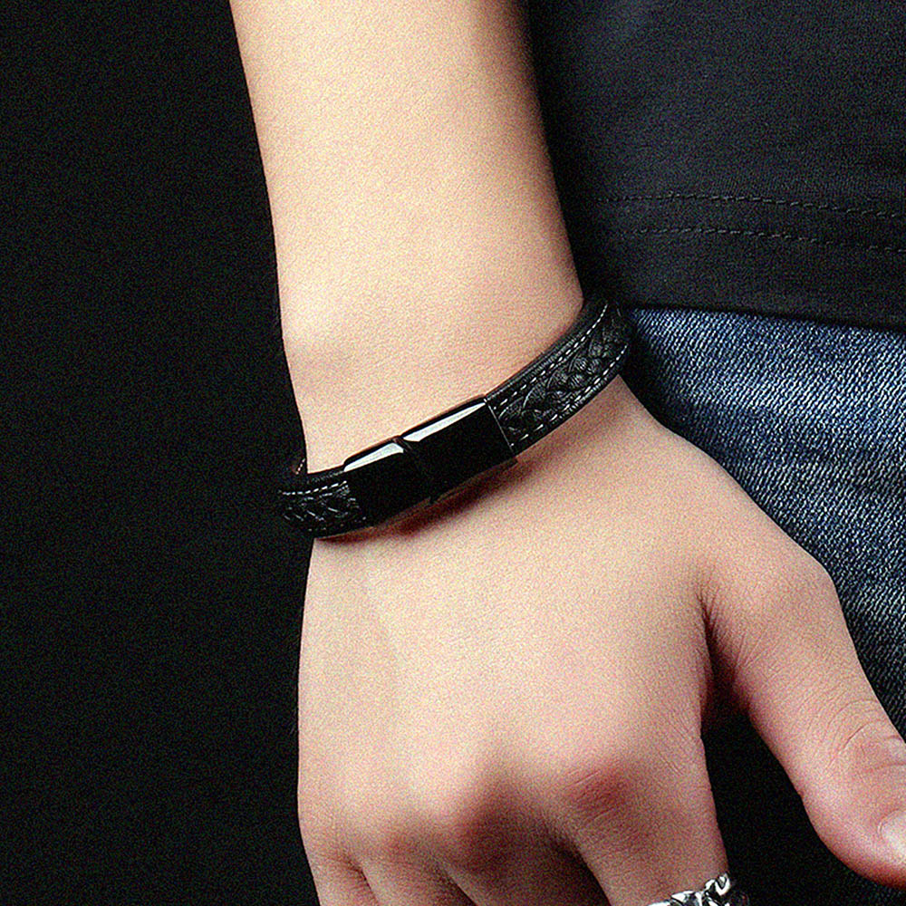 Men's clasimo bracelet